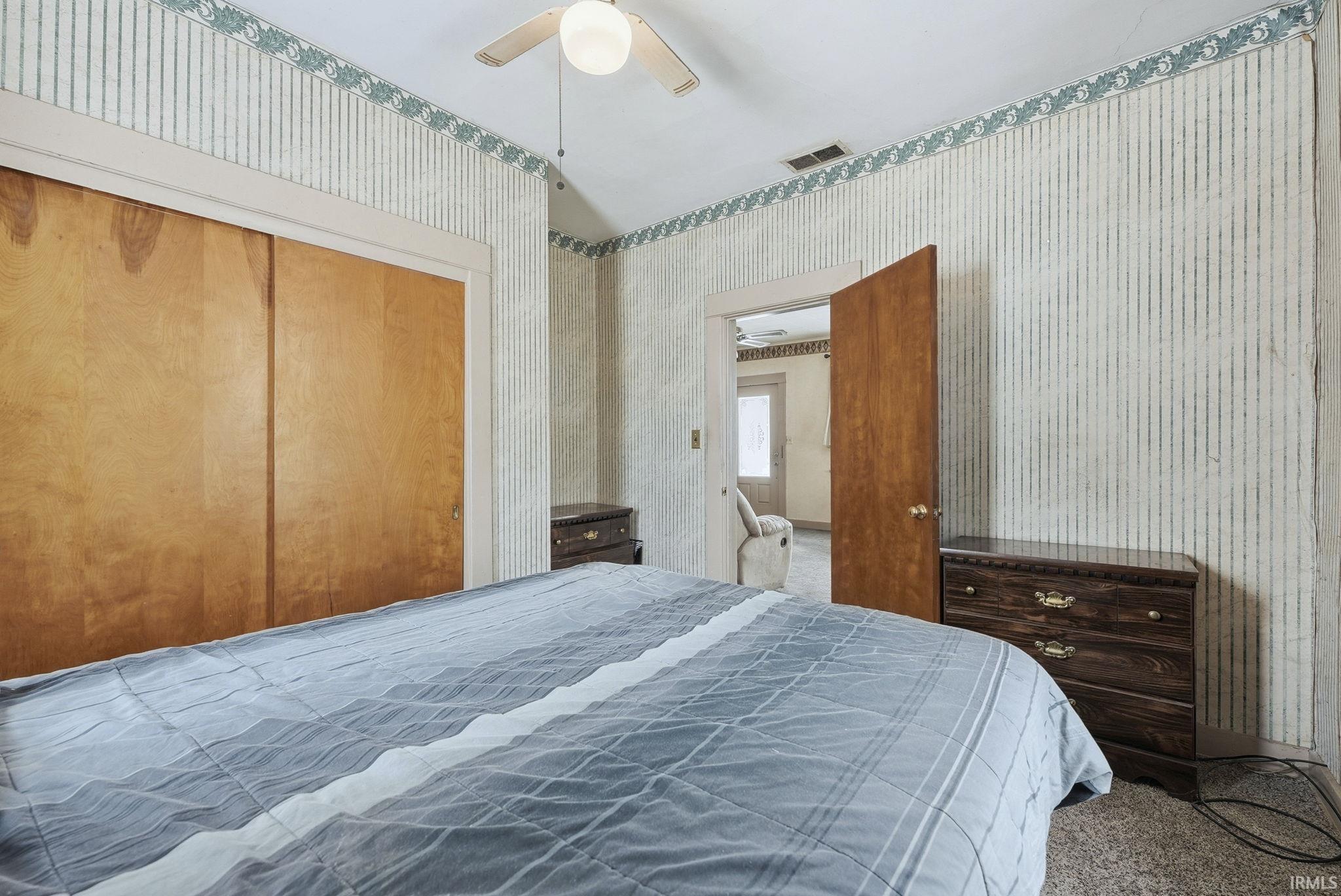 515 South Bennett Street Bluffton, IN 46714 - Photo 3 of 33