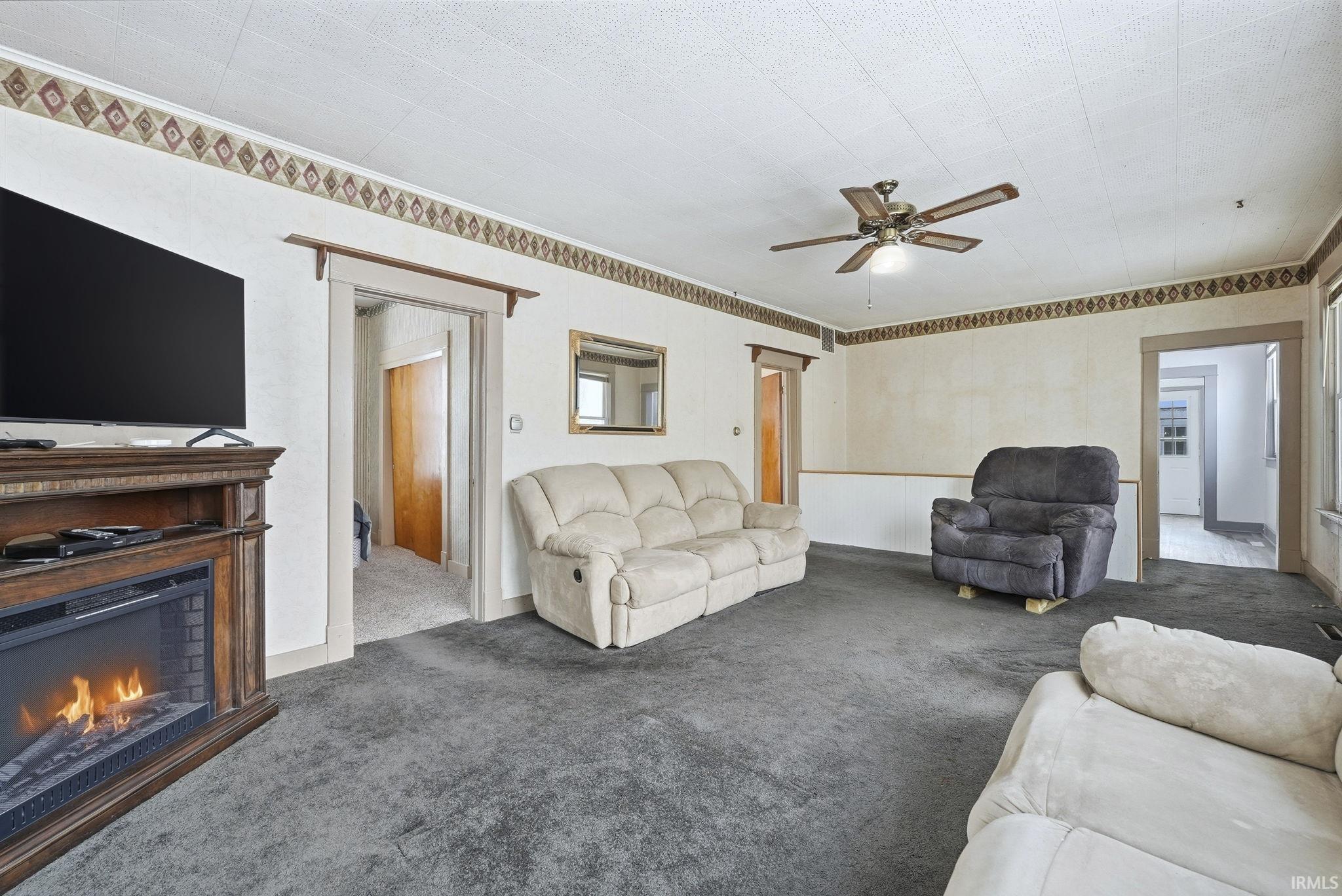 515 South Bennett Street Bluffton, IN 46714 - Photo 8 of 33