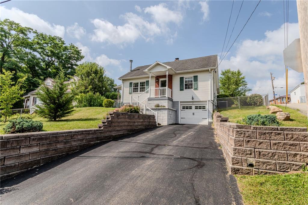 57 8th Street Uniontown, PA 15401 - Photo 2 of 40