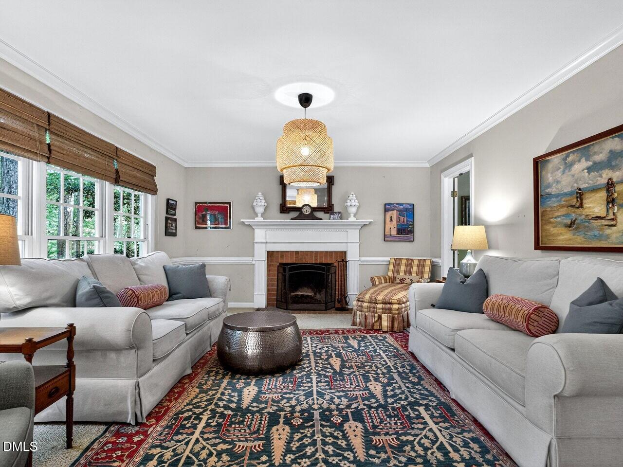 8308 Seagate Drive Raleigh, NC 27615 - Photo 10 of 24 017-1280x960-family-room