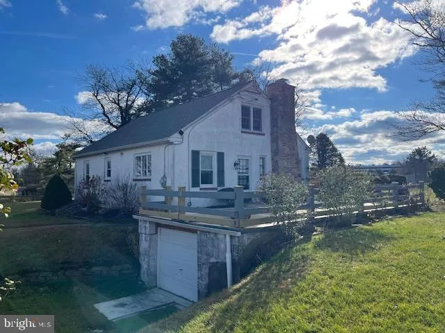 $2,500 | 355 Rockdale Drive, Coatesville, PA 19320