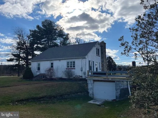 $2,500 | 355 Rockdale Drive, Coatesville, PA 19320