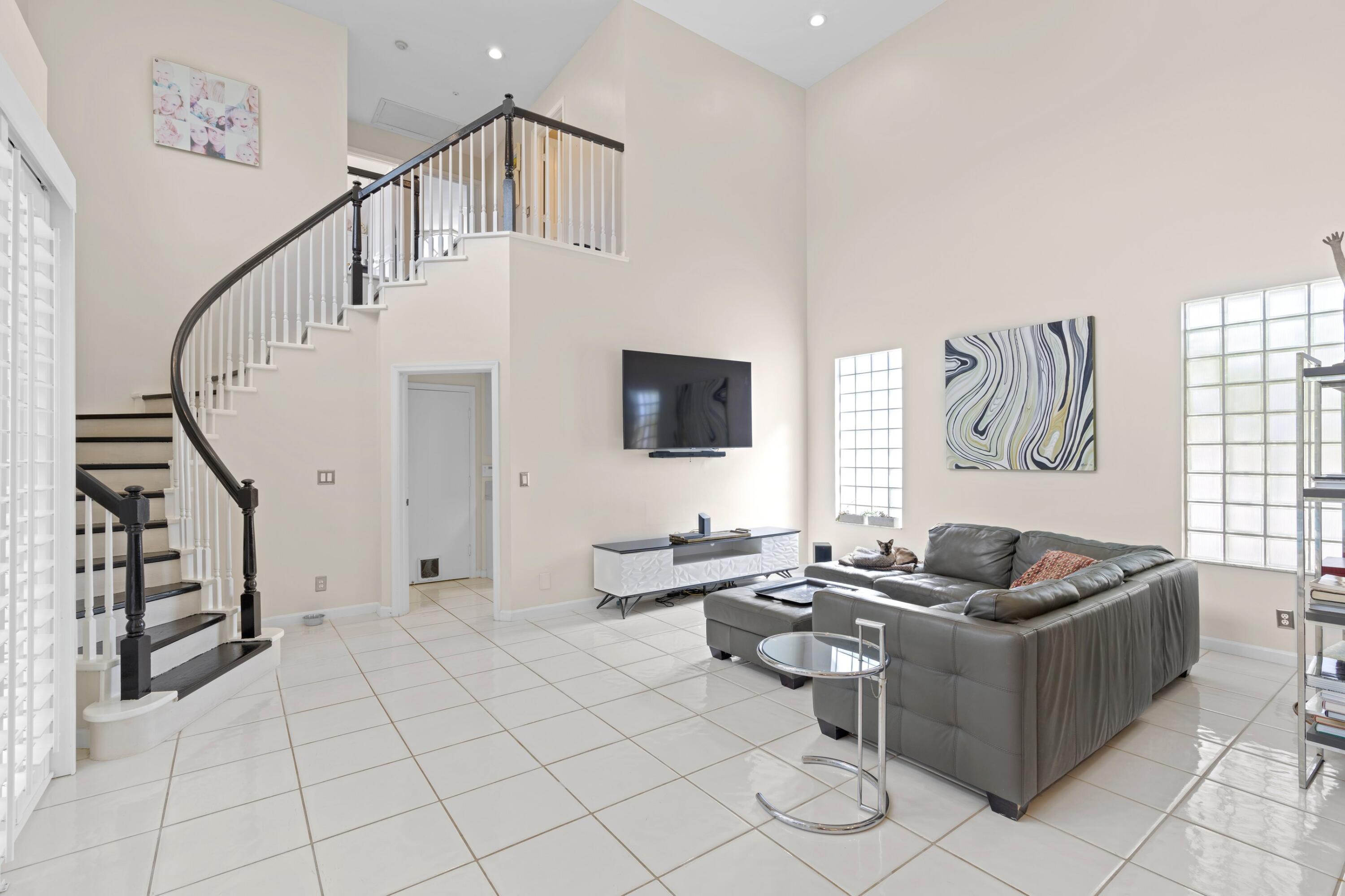 6174 Northwest 23rd Street Boca Raton, FL 33434 - Photo 7 of 45 Family Room