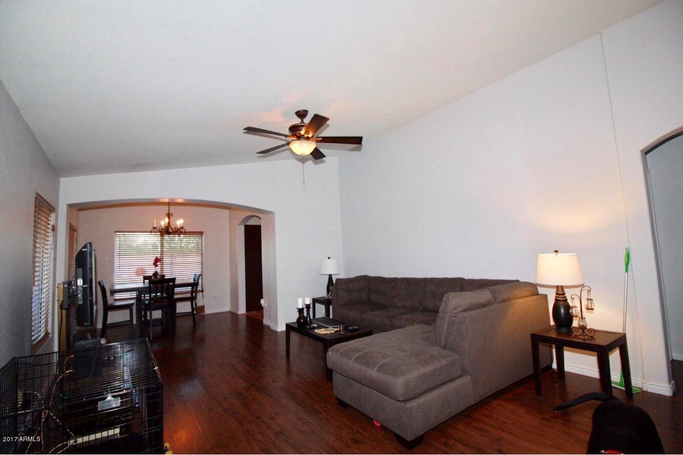 1102 West Wagoner Road Phoenix, AZ 85023 - Photo 6 of 33 LR2