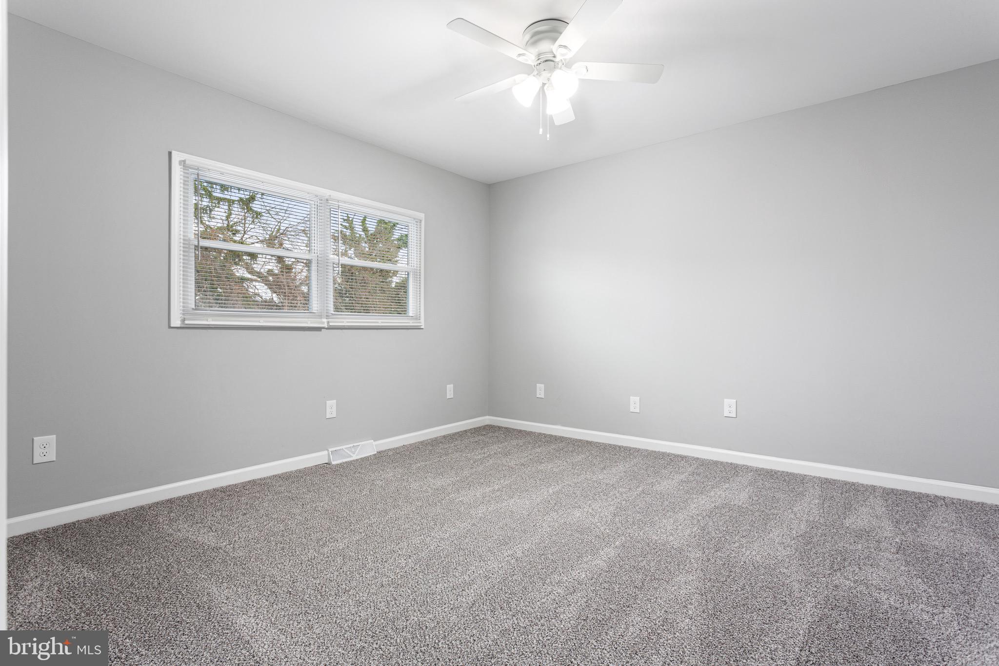 205 Cardinal Drive Bellmawr, NJ 08031 - Photo 21 of 32