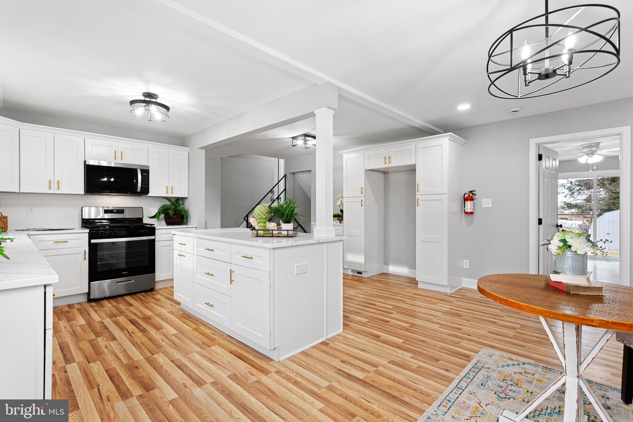 205 Cardinal Drive Bellmawr, NJ 08031 - Photo 8 of 32 Kitchen