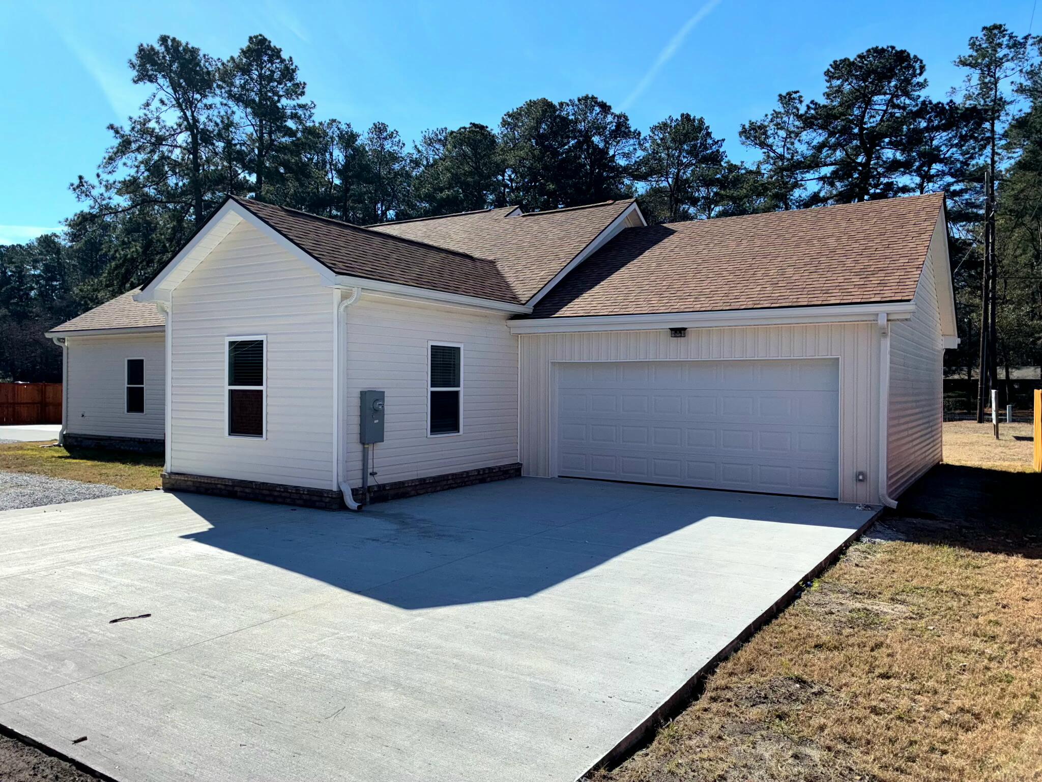 101 Brien Walterboro, SC 29488 - Photo 2 of 12 2551342127966005707