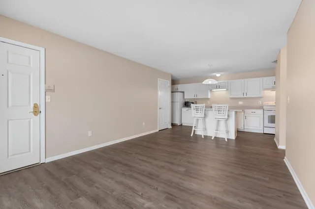 $175,000 | 2056 11th Avenue Southeast, Unit B, Rochester, MN 55904