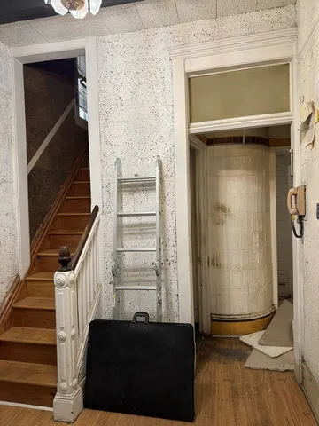 $125,000 | 7006 South East End Avenue, Chicago, IL 60649