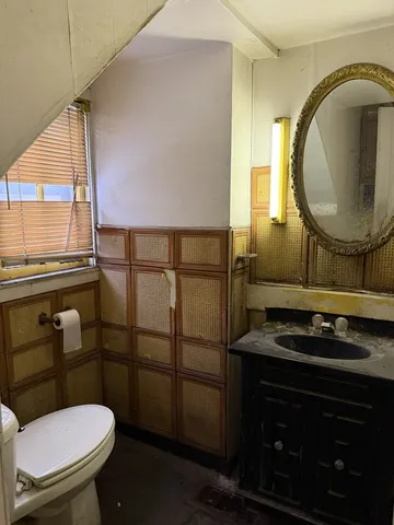 $125,000 | 7006 South East End Avenue, Chicago, IL 60649