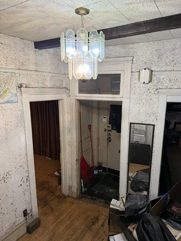 $125,000 | 7006 South East End Avenue, Chicago, IL 60649