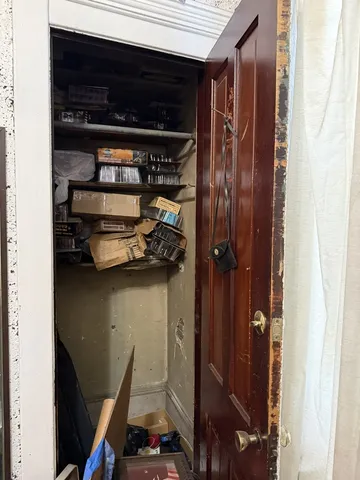 $125,000 | 7006 South East End Avenue, Chicago, IL 60649