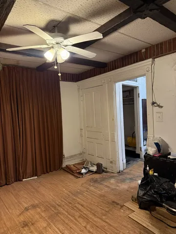 $125,000 | 7006 South East End Avenue, Chicago, IL 60649