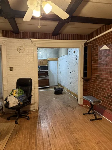 $125,000 | 7006 South East End Avenue, Chicago, IL 60649