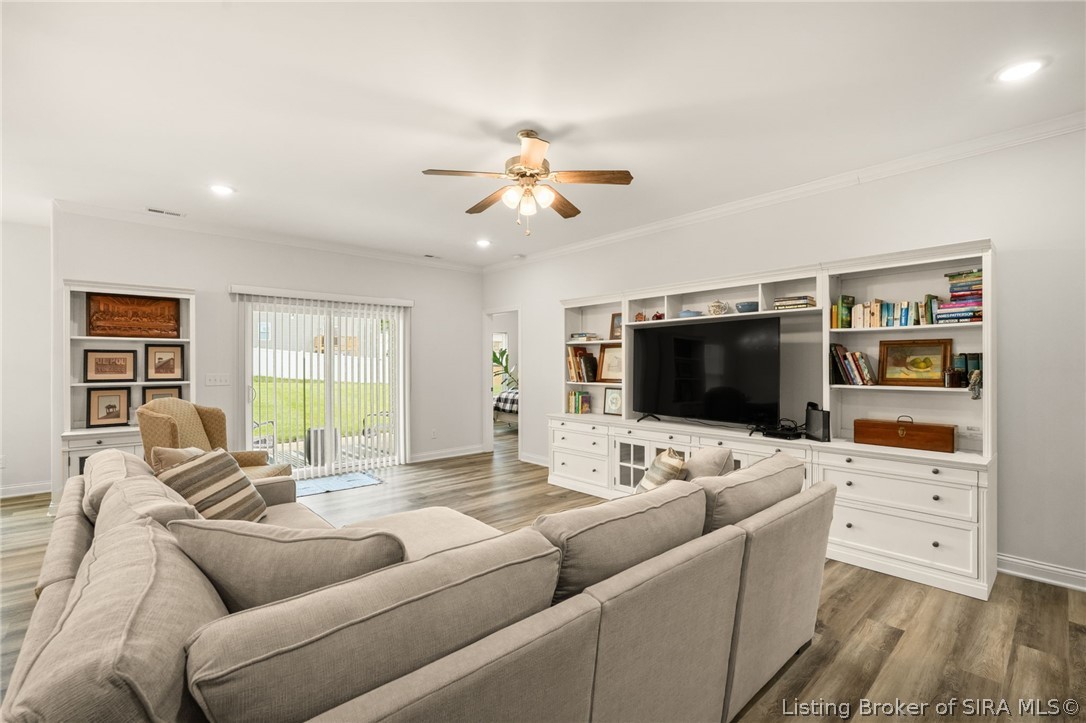 1111 Poplar Trace Way Corydon, IN 47112 - Photo 14 of 48