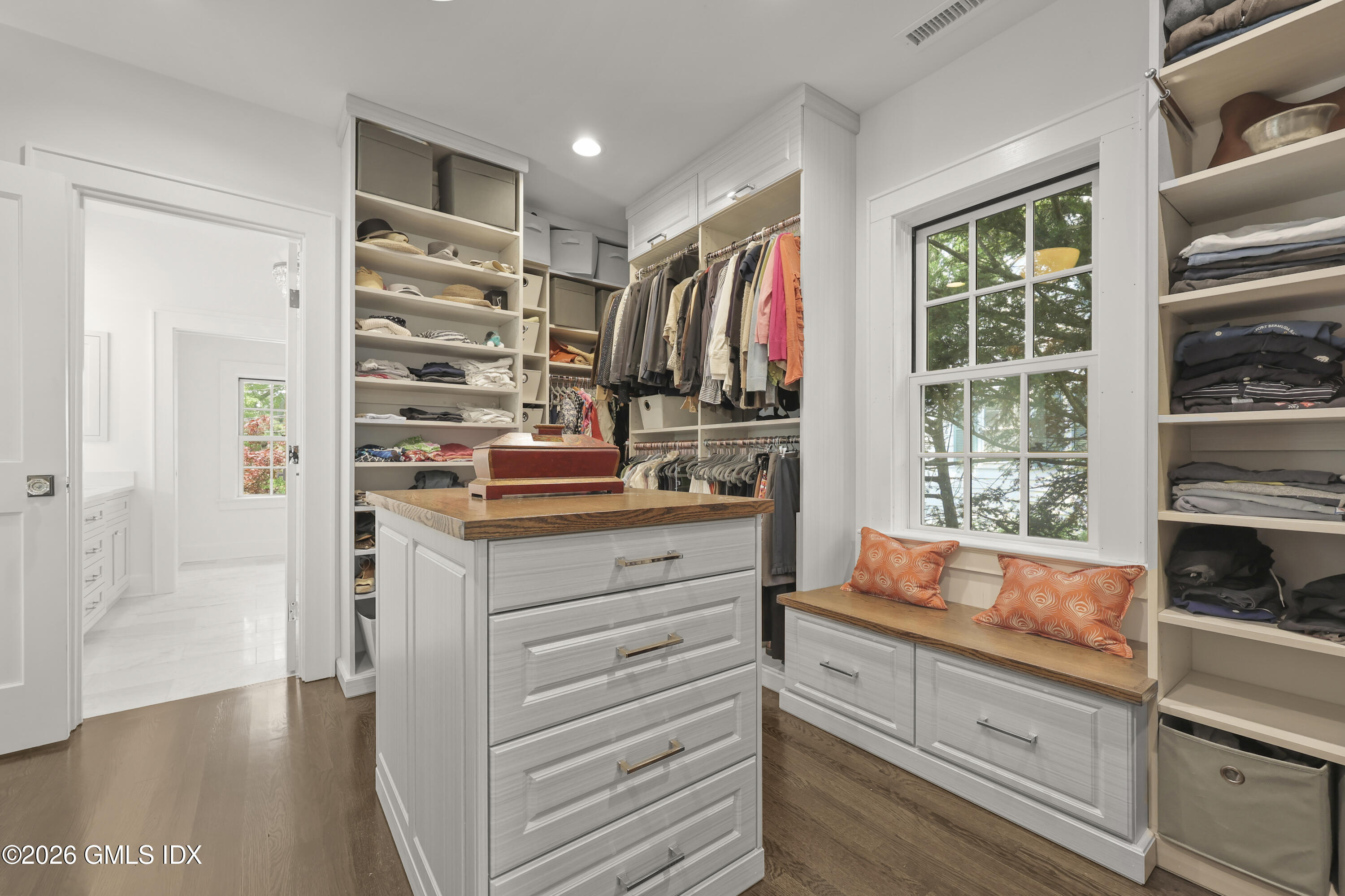 21 Spring Street Riverside, CT 06878 - Photo 19 of 27 walk in closet