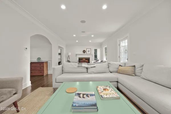$18,000 | 21 Spring Street, Riverside, CT 06878