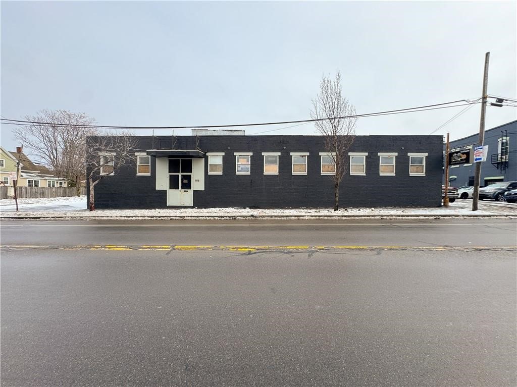 1116 North Clinton Avenue Rochester, NY 14621 - Photo 1 of 45