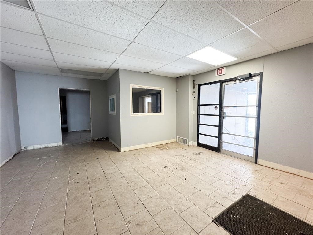 1116 North Clinton Avenue Rochester, NY 14621 - Photo 12 of 45