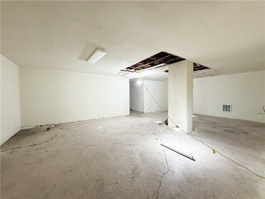 1116 North Clinton Avenue Rochester, NY 14621 - Photo 37 of 45