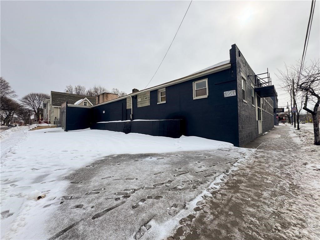 1116 North Clinton Avenue Rochester, NY 14621 - Photo 4 of 45