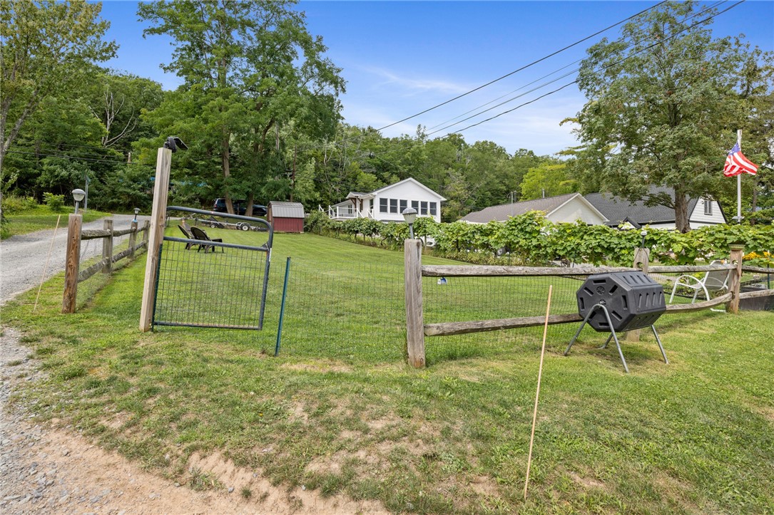 BEAUTIFUL LOT ON COUNTY ROAD 36 (WEST LAKE RD) PAR