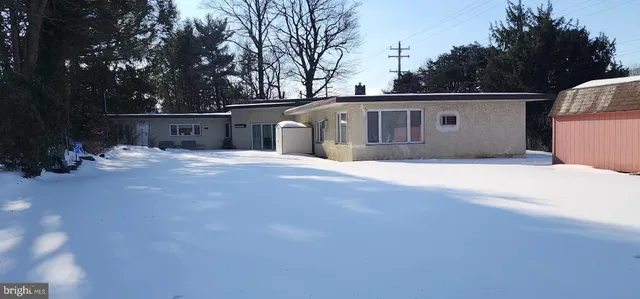 $444,900 | 587 Moreland Road, Huntingdon Valley, PA 19006