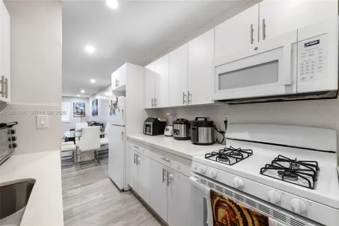 $239,900 | Hialeah, Hialeah, FL 33012