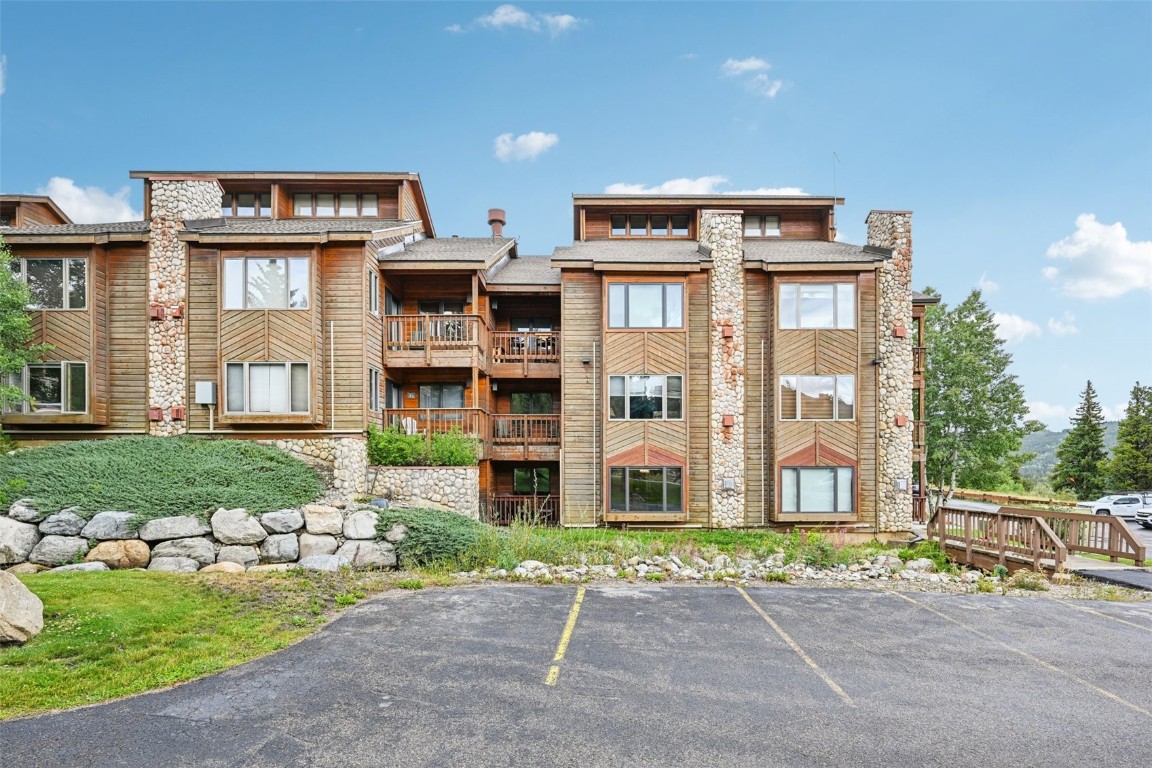 640 4 O Clock Road, Unit 130 Breckenridge, CO 80424 - Photo 6 of 34 Gallery Image 6