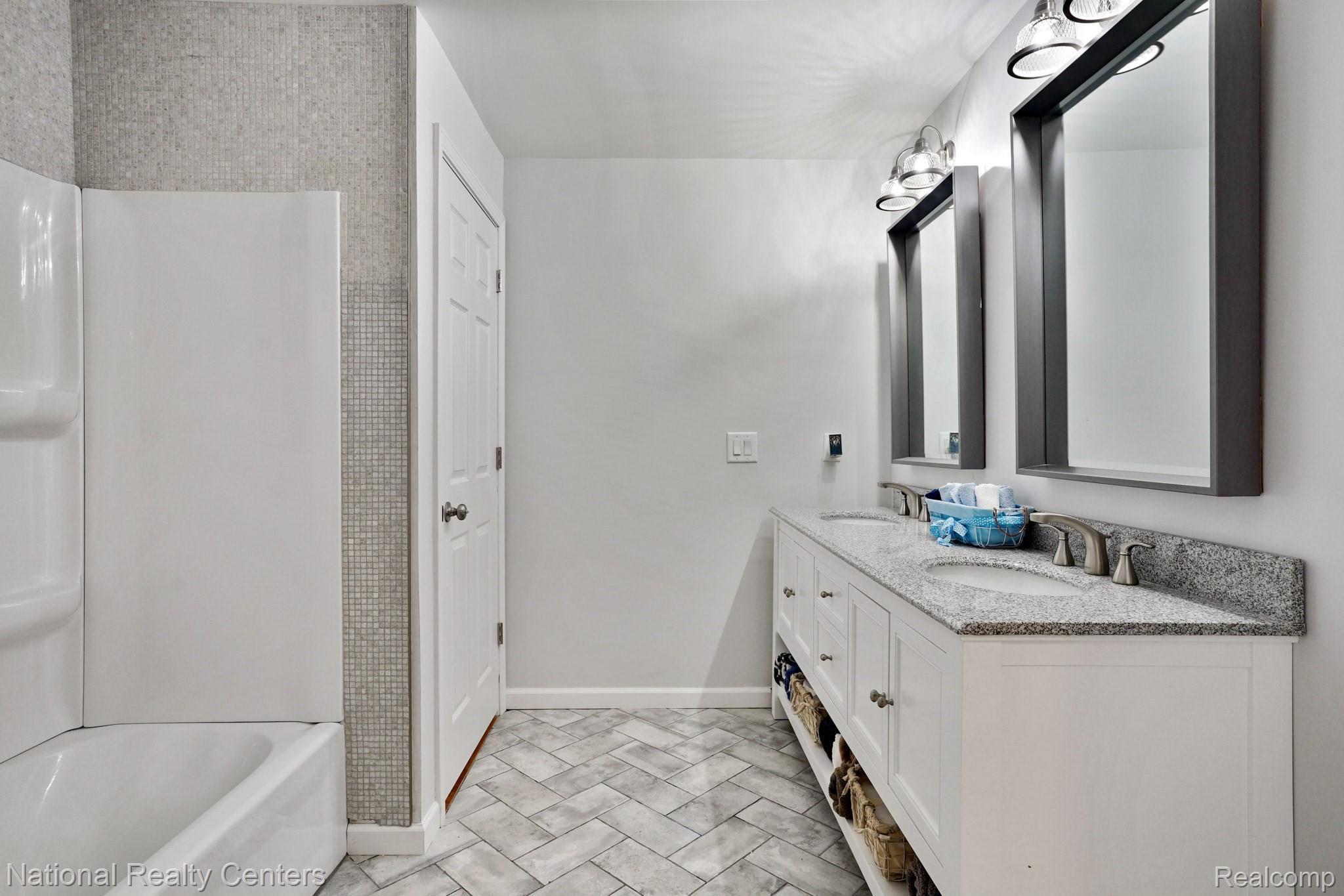 554 South Hughes Road Howell, MI 48843 - Photo 34 of 53 554-S-Hughes-Rd-34.jpg