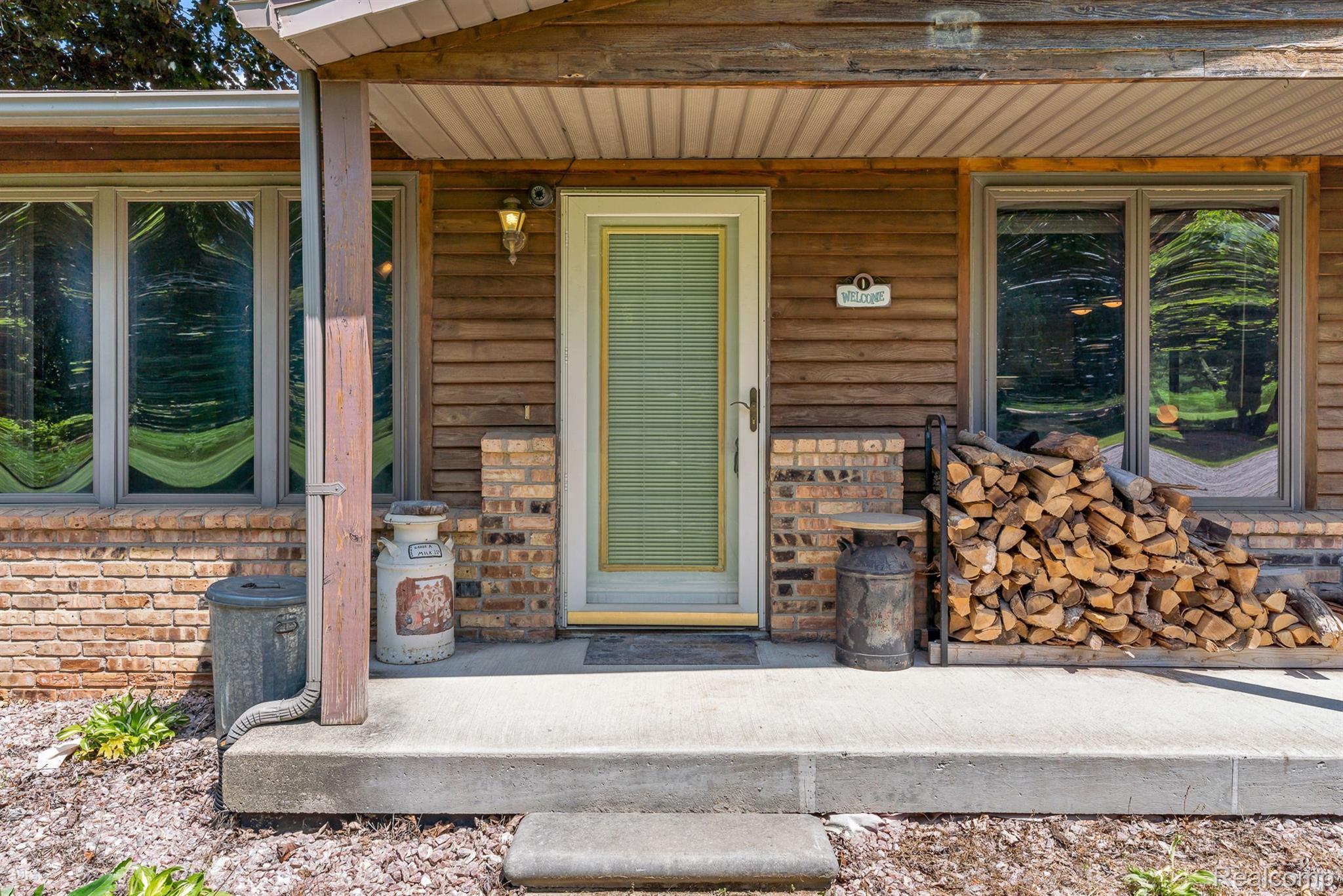 3980 Flint River Road Columbiaville, MI 48421 - Photo 5 of 42 Gallery Image 5