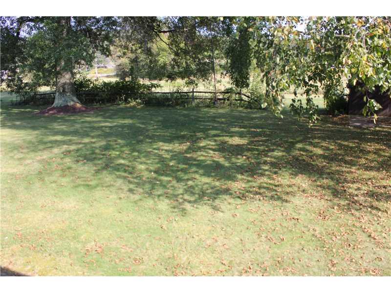 3044 River Road Vandergrift, PA 15690 - Photo 13 of 14 Yard/Garden.
