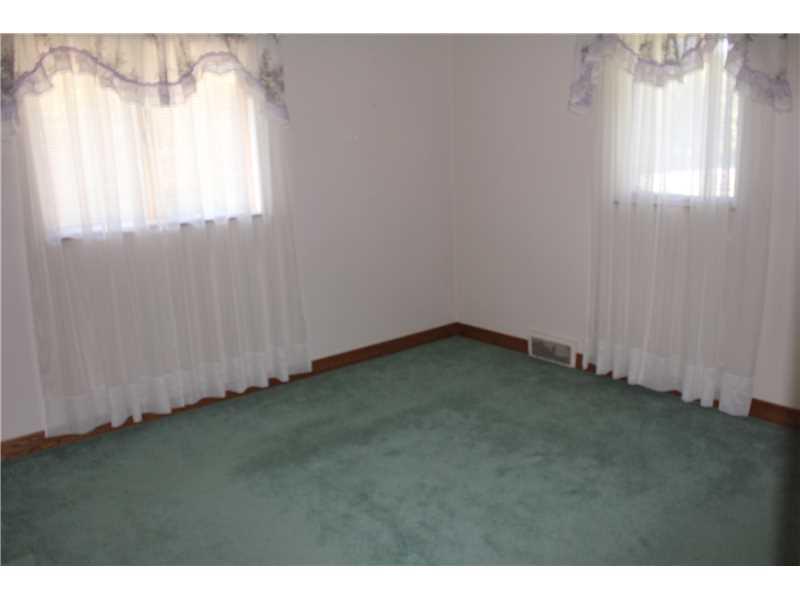 3044 River Road Vandergrift, PA 15690 - Photo 8 of 14 Bedroom.