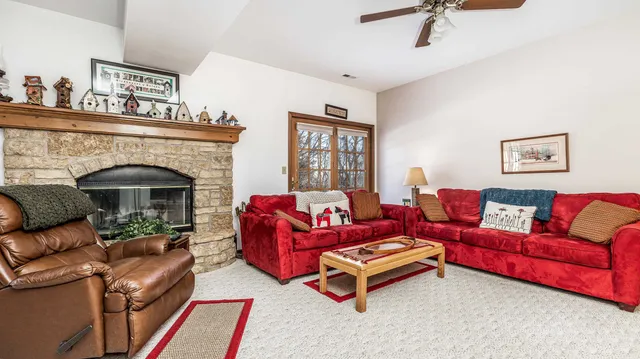 $415,000 | 155 Blackhawk Trace, Galena, IL 61036