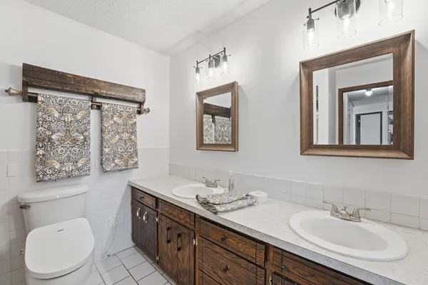 $425,000 | 8867 154th Street, Prior Lake, MN 55372