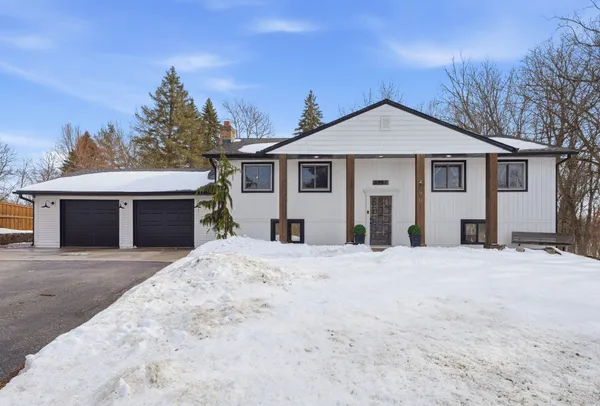 $425,000 | 8867 154th Street, Prior Lake, MN 55372