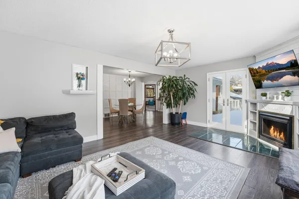 $425,000 | 8867 154th Street, Prior Lake, MN 55372