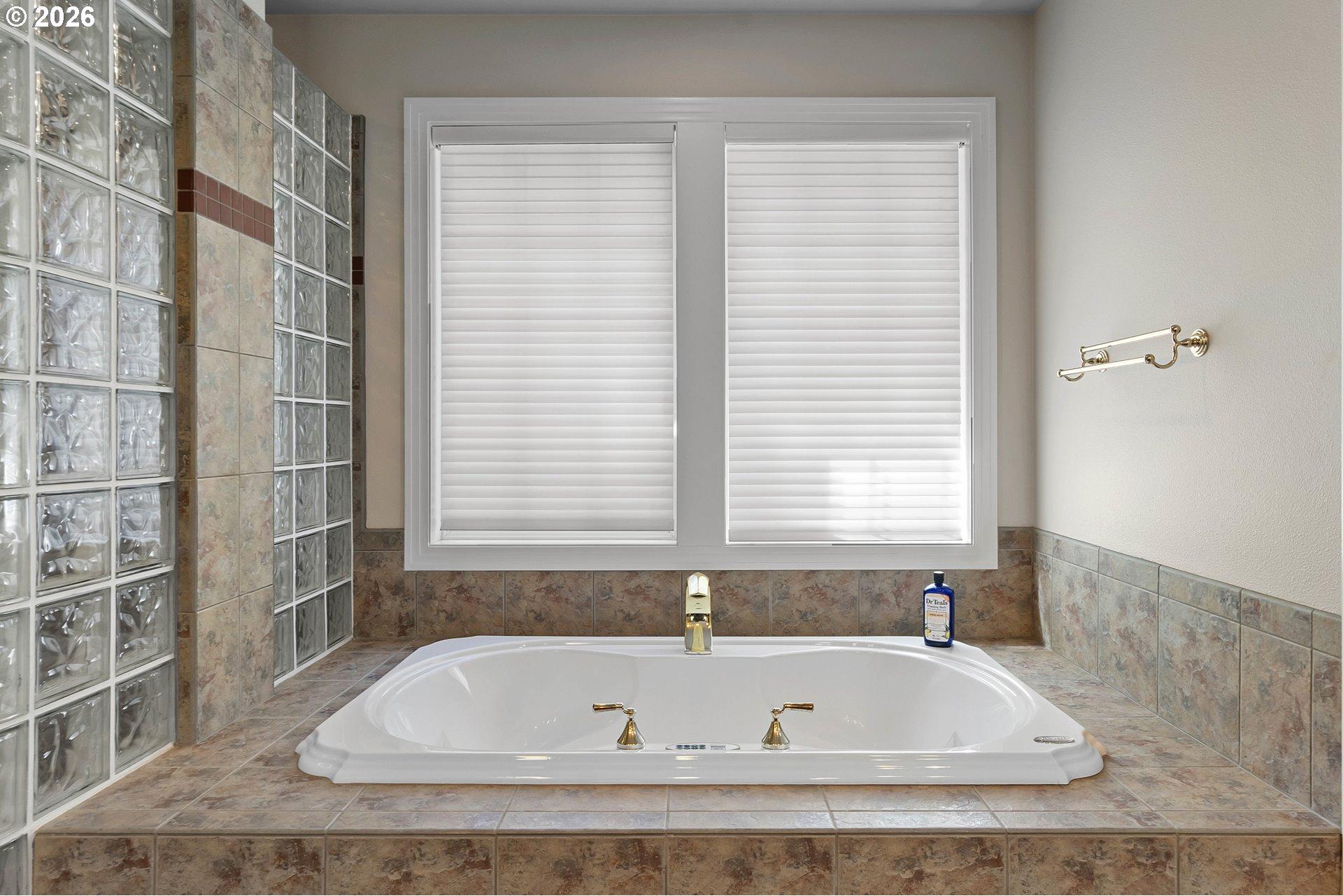 4306 Southeast Augusta Loop Gresham, OR 97080 - Photo 25 of 46 Gallery Image 25