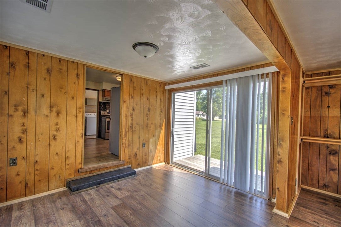 2310 South Lost Bridge Road Decatur, IL 62521 - Photo 16 of 33 Gallery Image 16