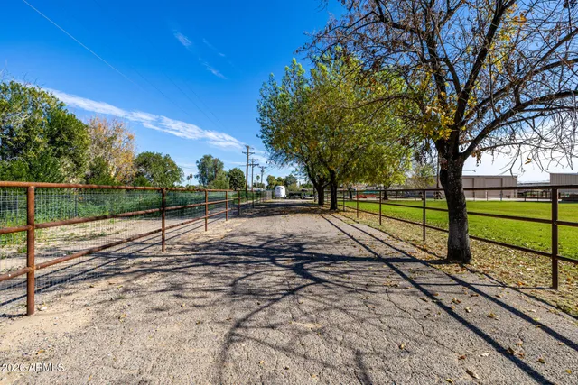 $2,200,000 | 1657 South Vine Street, Chandler, AZ 85286