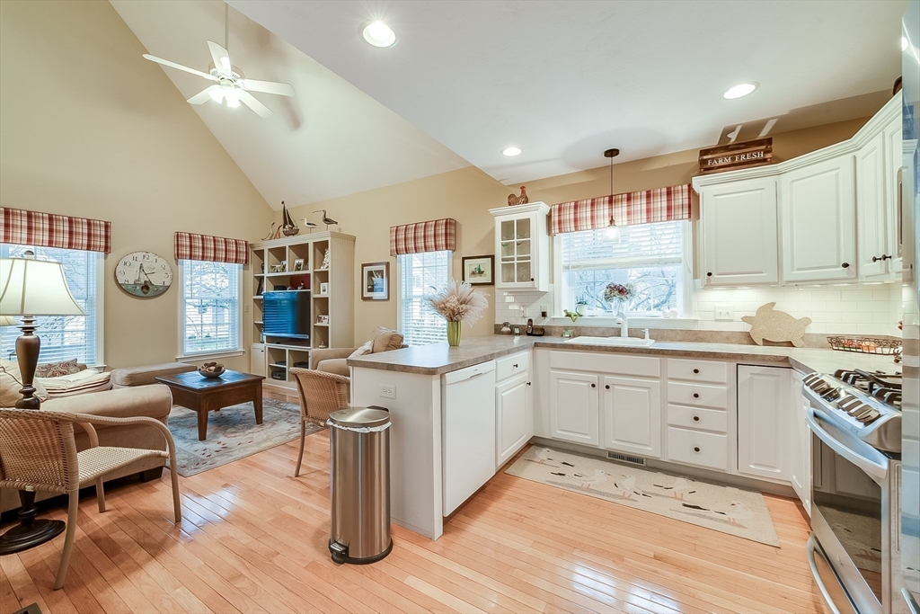 41 Stratford Ridge, Unit 41 Mashpee, MA 02649 - Photo 11 of 31 Gallery Image 11