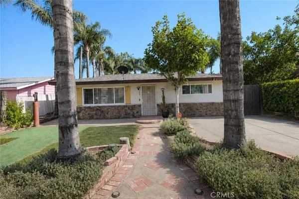 $410,000 | 249 West 6th Street, Perris, CA 92570