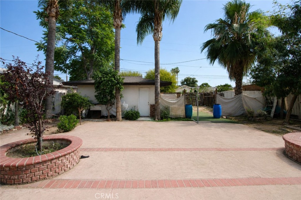 249 West 6th Street Perris, CA 92570 - Photo 4 of 5
