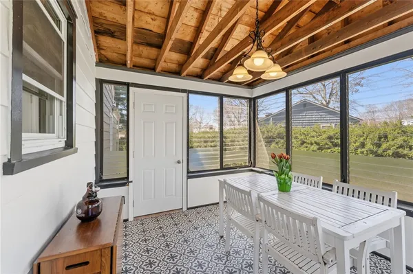 $469,999 | 9 Tophill Circle, Cranston, RI 02920