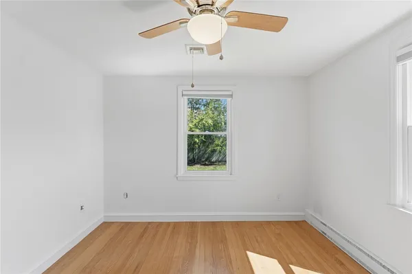 $469,999 | 9 Tophill Circle, Cranston, RI 02920