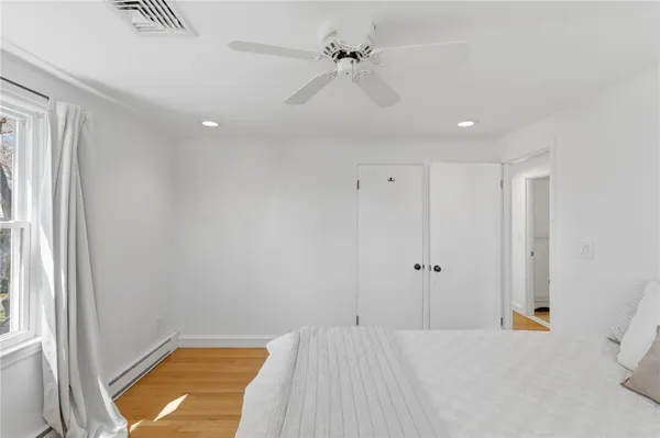 $469,999 | 9 Tophill Circle, Cranston, RI 02920