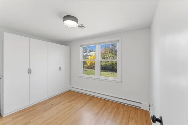 $469,999 | 9 Tophill Circle, Cranston, RI 02920