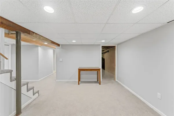 $469,999 | 9 Tophill Circle, Cranston, RI 02920