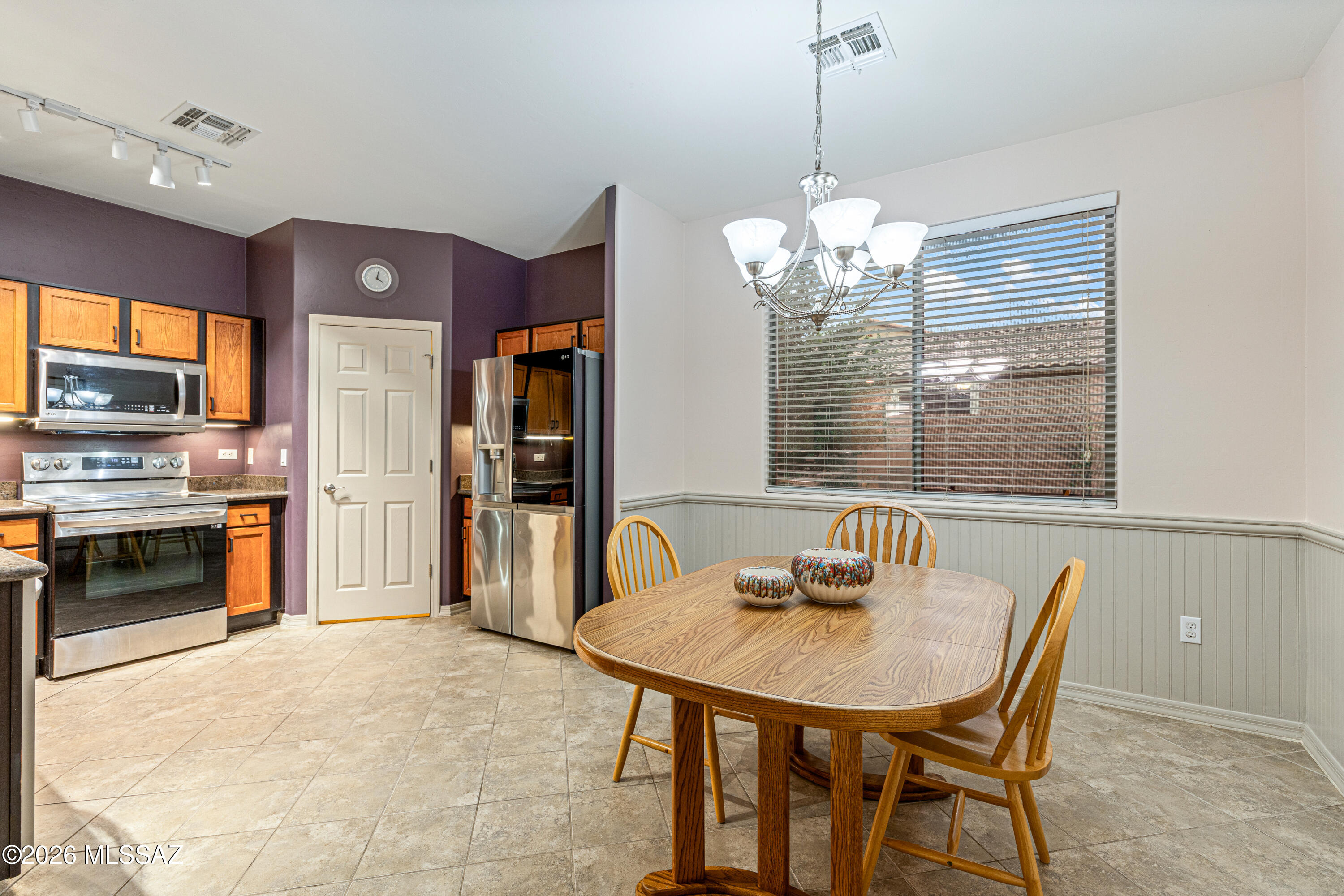 38946 South Running Roses Lane Tucson, AZ 85739 - Photo 9 of 36 Dining Area