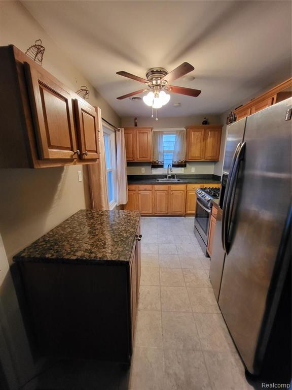 2239 Roslyn Road Harper Woods, MI 48236 - Photo 5 of 32